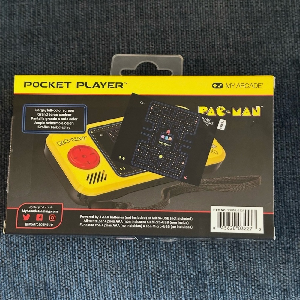 My Arcade Pac-Man Pocket Player - Picture 3 of 3